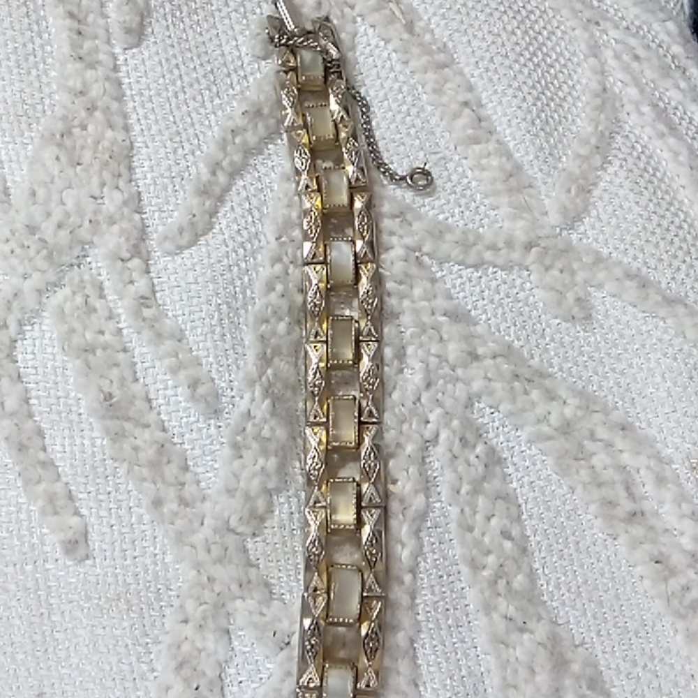 Antique cachobone bracelet